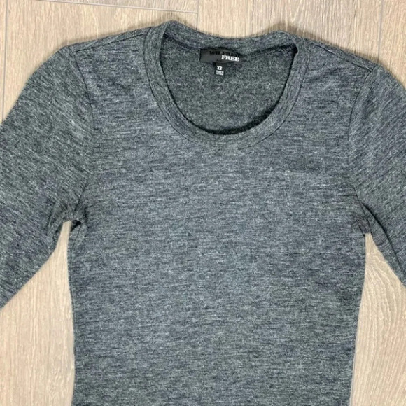 Aritzia Wilfred Free Georgia Top Cropped Long Sleeve T-Shirt Dark Grey Size XS - Picture 5 of 13